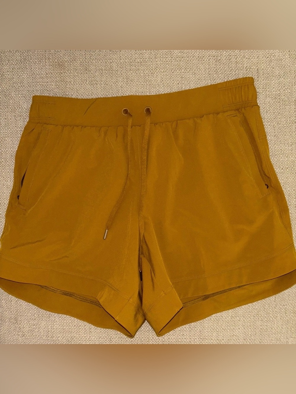 Calia Women’s Journey Collection 5” Mid Rise shorts